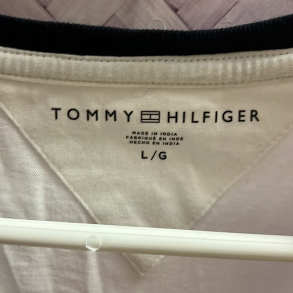 Tommy Hilfiger T-shirt size large men’s white navy blue red 100% percent cotton - Picture 3 of 5